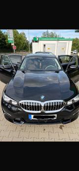 BMW 320i xDrive Automatic - - : Automatic