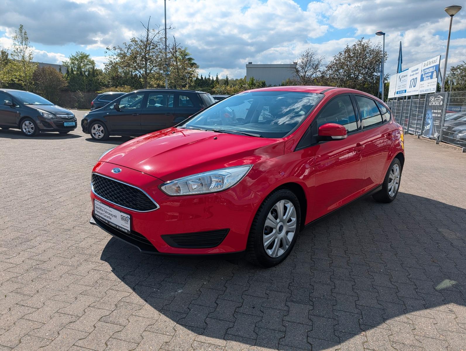 Ford Focus GARANTIE KLIMAANLAGE SITZHEIZUNG AHK