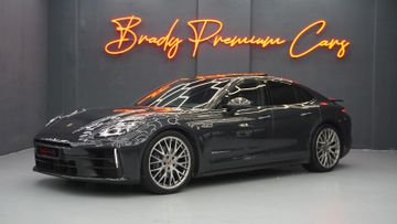 Porsche Panamera - 1