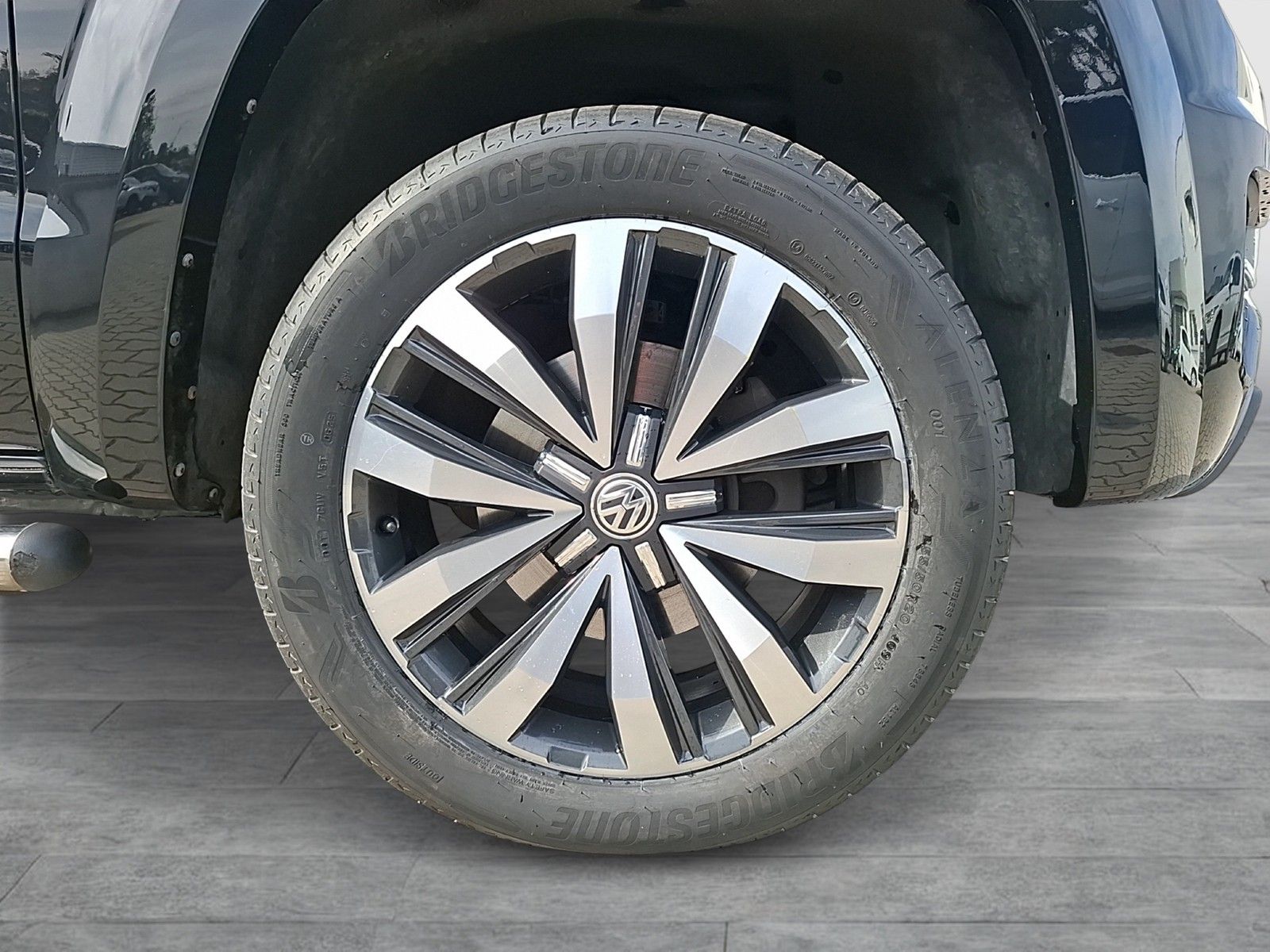 Fahrzeugabbildung Volkswagen Amarok TDI Aventura DC DSG 4M STH Xenon AHK Navi