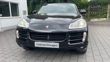 Porsche Cayenne - 10