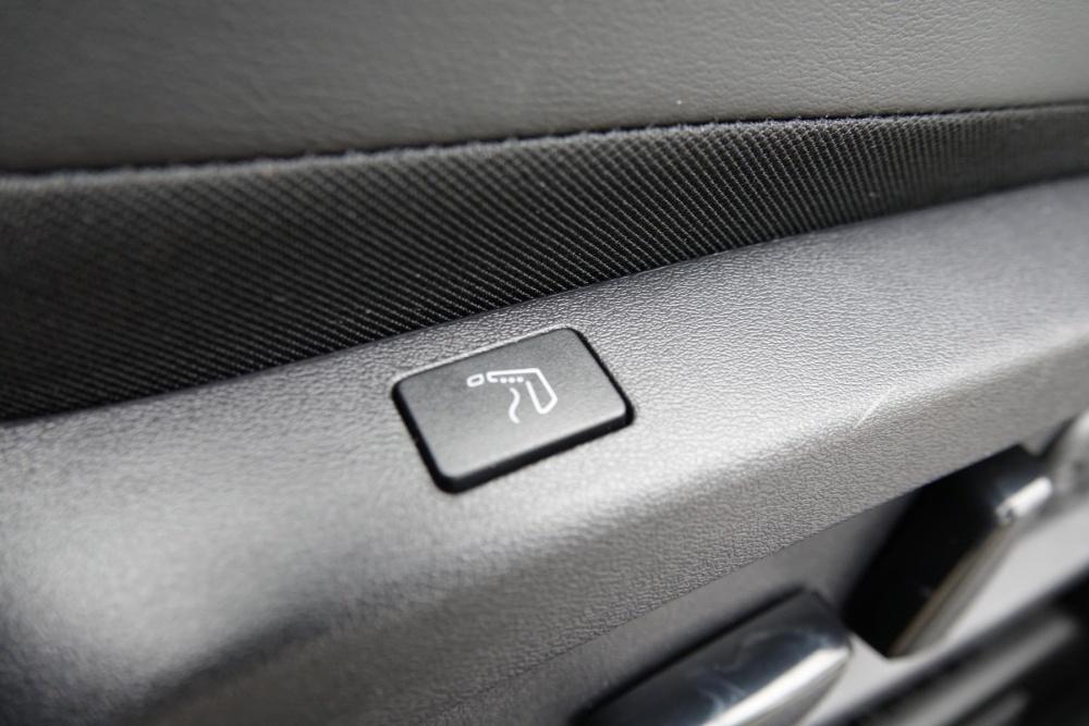 Nissan Qashqai TEKNA+ (plus) ALLRAD BOSE/Panodach/Leder
