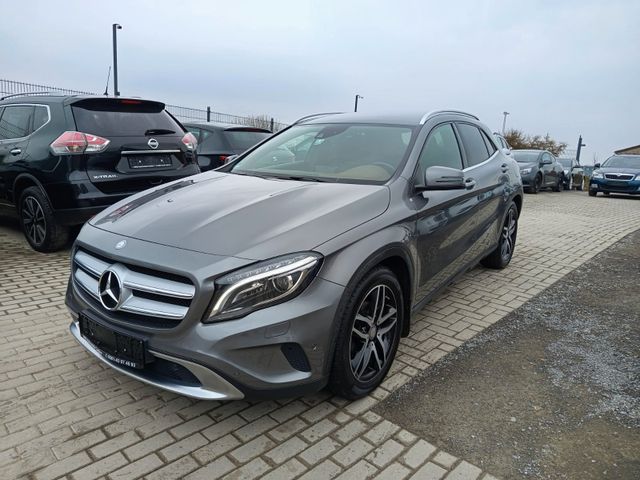 Mercedes-Benz GLA 220 GLA -Klasse GLA 220 CDI / d 4Matic