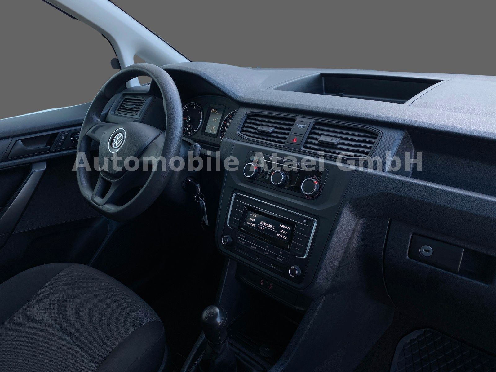 Fahrzeugabbildung Volkswagen Caddy 2.0 TDI *Rollstuhl-Rampe* 1.Hand (5824)
