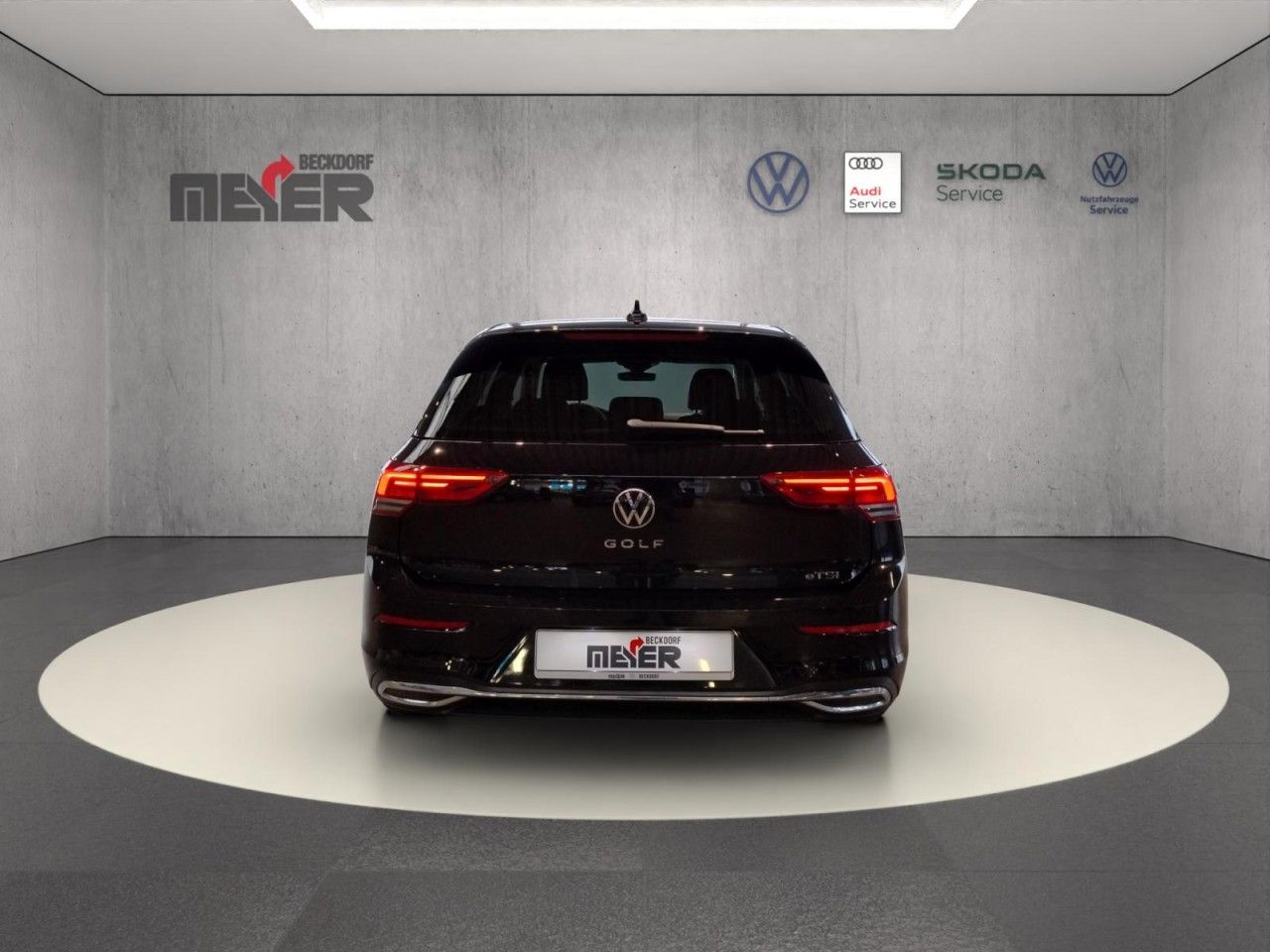 Golf MOVE 1.0 eTSI DSG Klima Navi Einparkhilfe