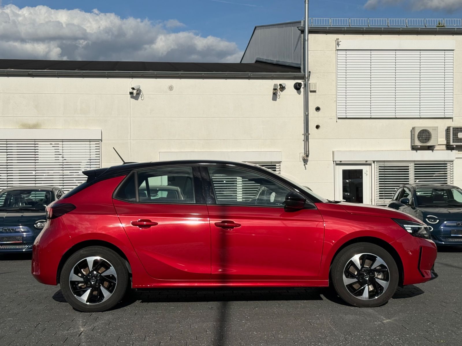 Opel Corsa F e GS Alcantara + Panorama imagem 3