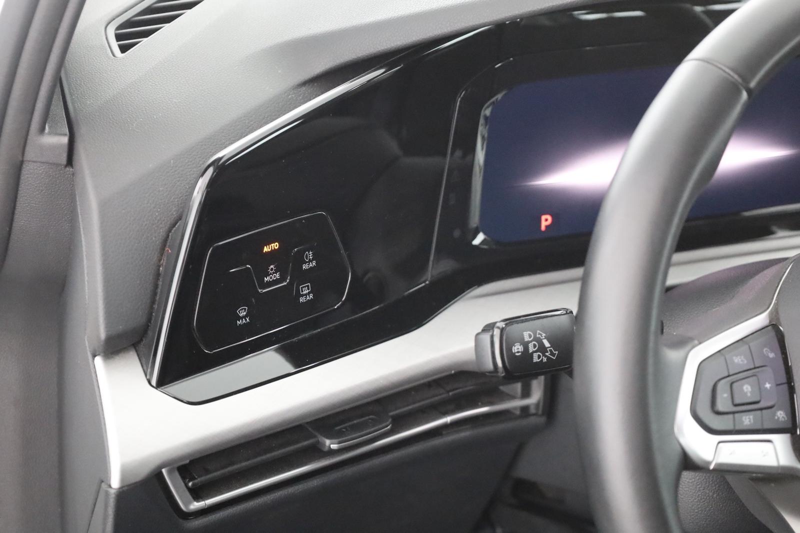 Volkswagen Golf VIII 1.0 eTSI DSG LED Navi ACC DAB, миниатюра 20