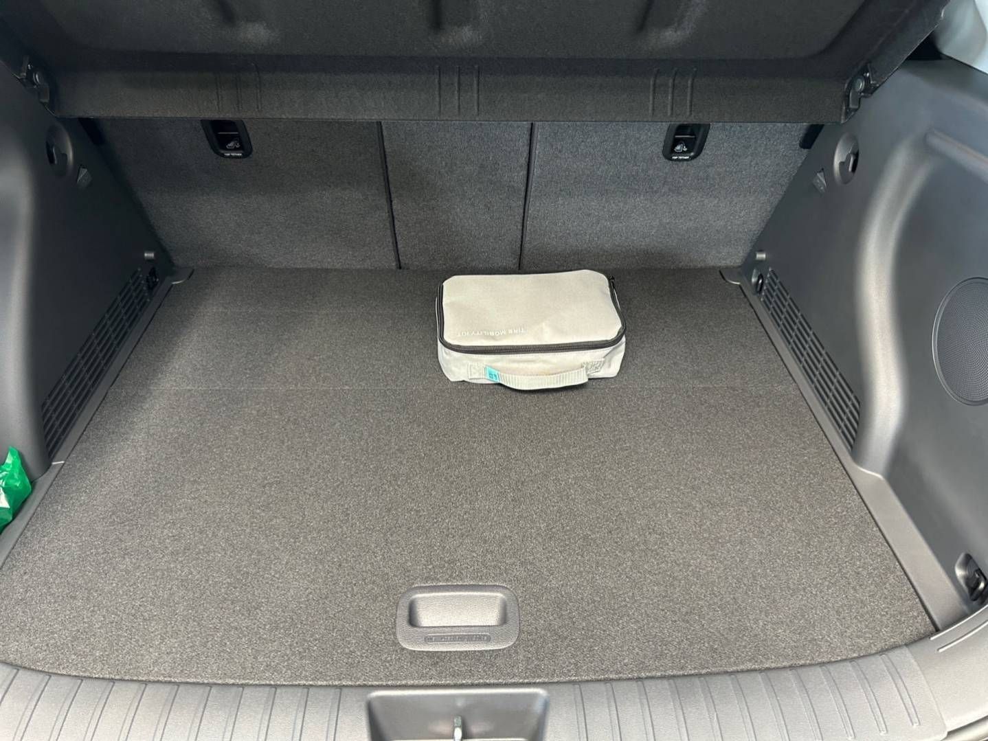 Fahrzeugabbildung Hyundai KONA| Prime | Bose | 360 Grad Kamera