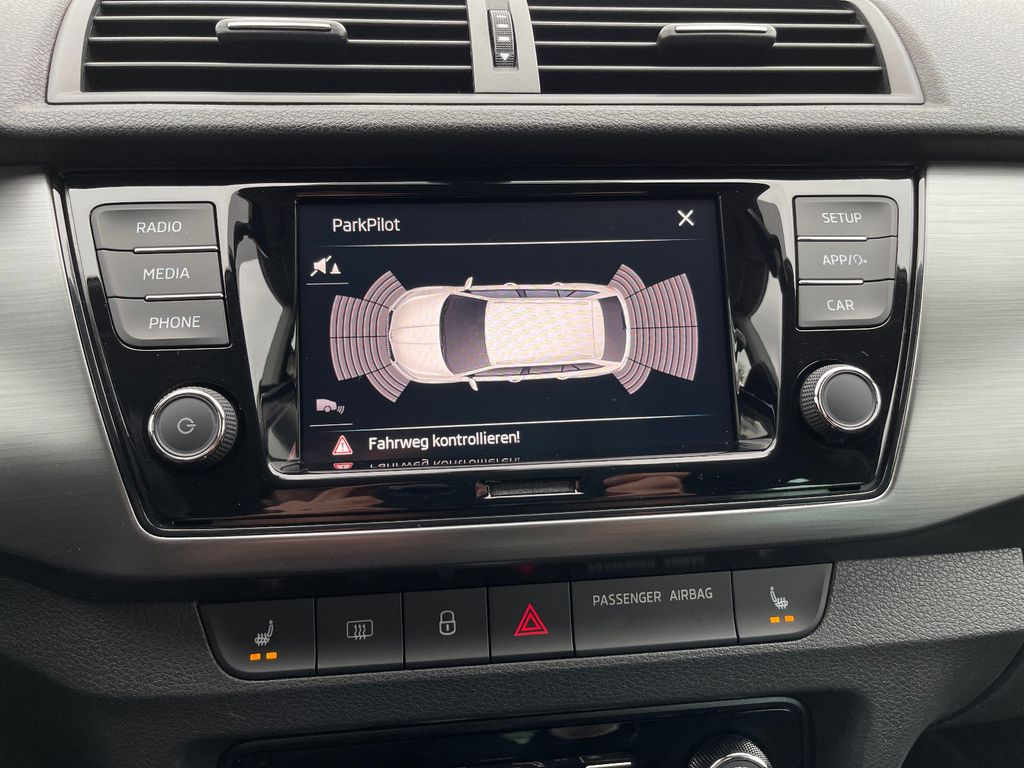 SKODA Fabia Combi Style LED PDC Kamera SHZ ACC Kessy SKODA Fabia Combi Style LED PDC Kamera SHZ ACC Kessy