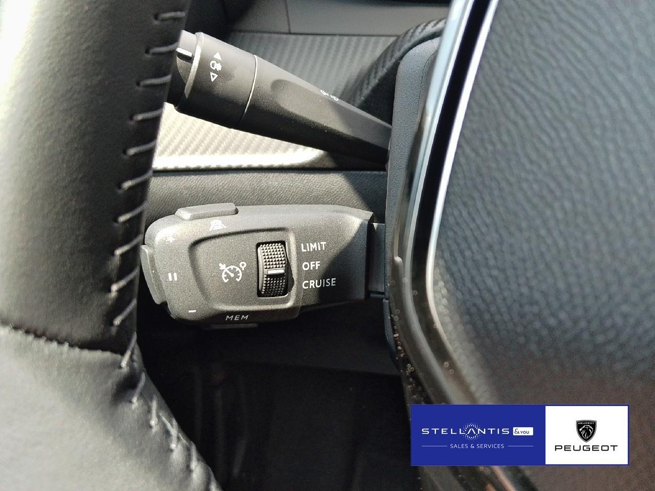 Peugeot 2008 Hybrid 145 Allure+ACC+ Grip-Control