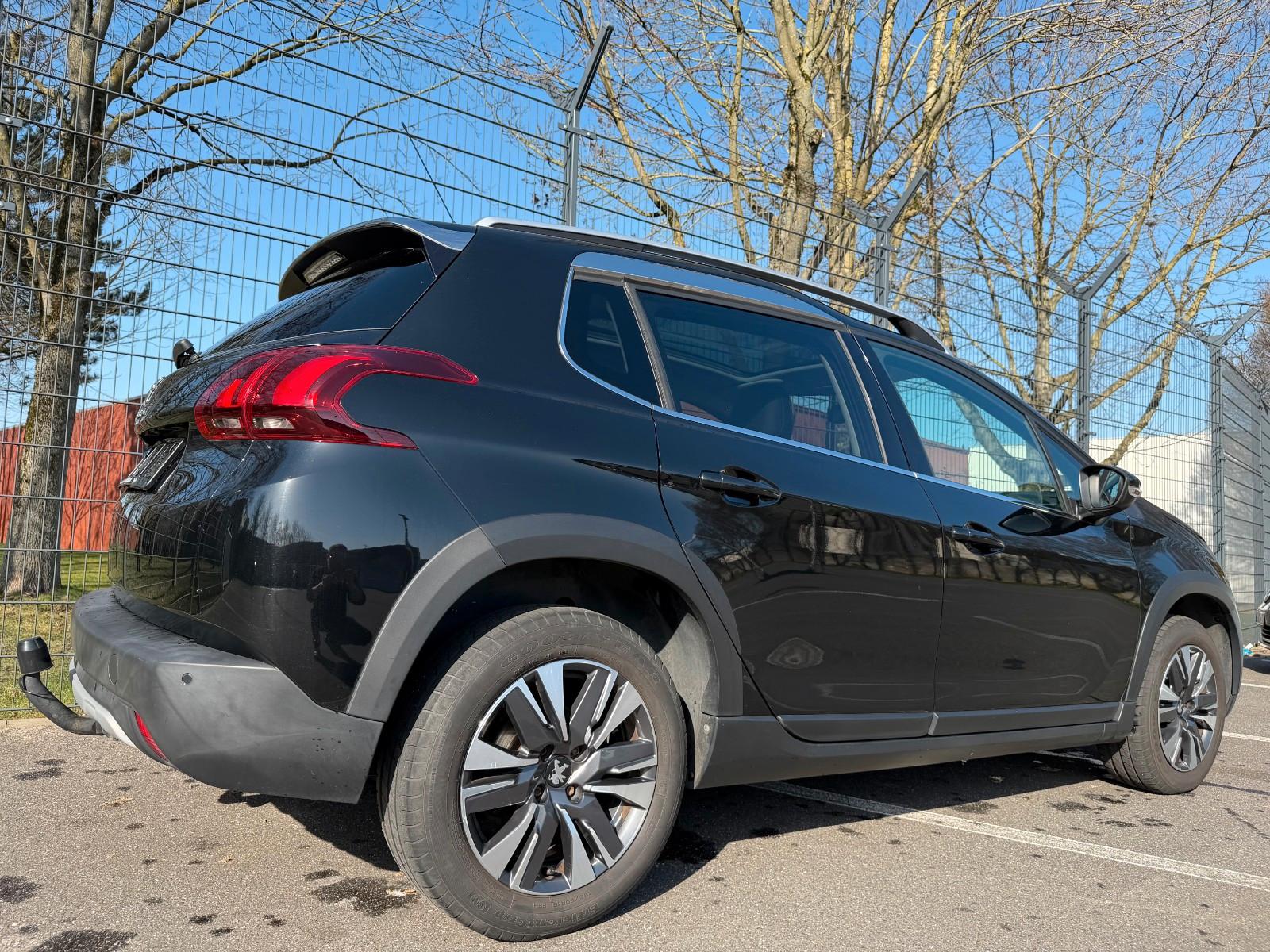 Peugeot 2008 Allure 1.5 BlueHDi 100 Leder Navi AHK