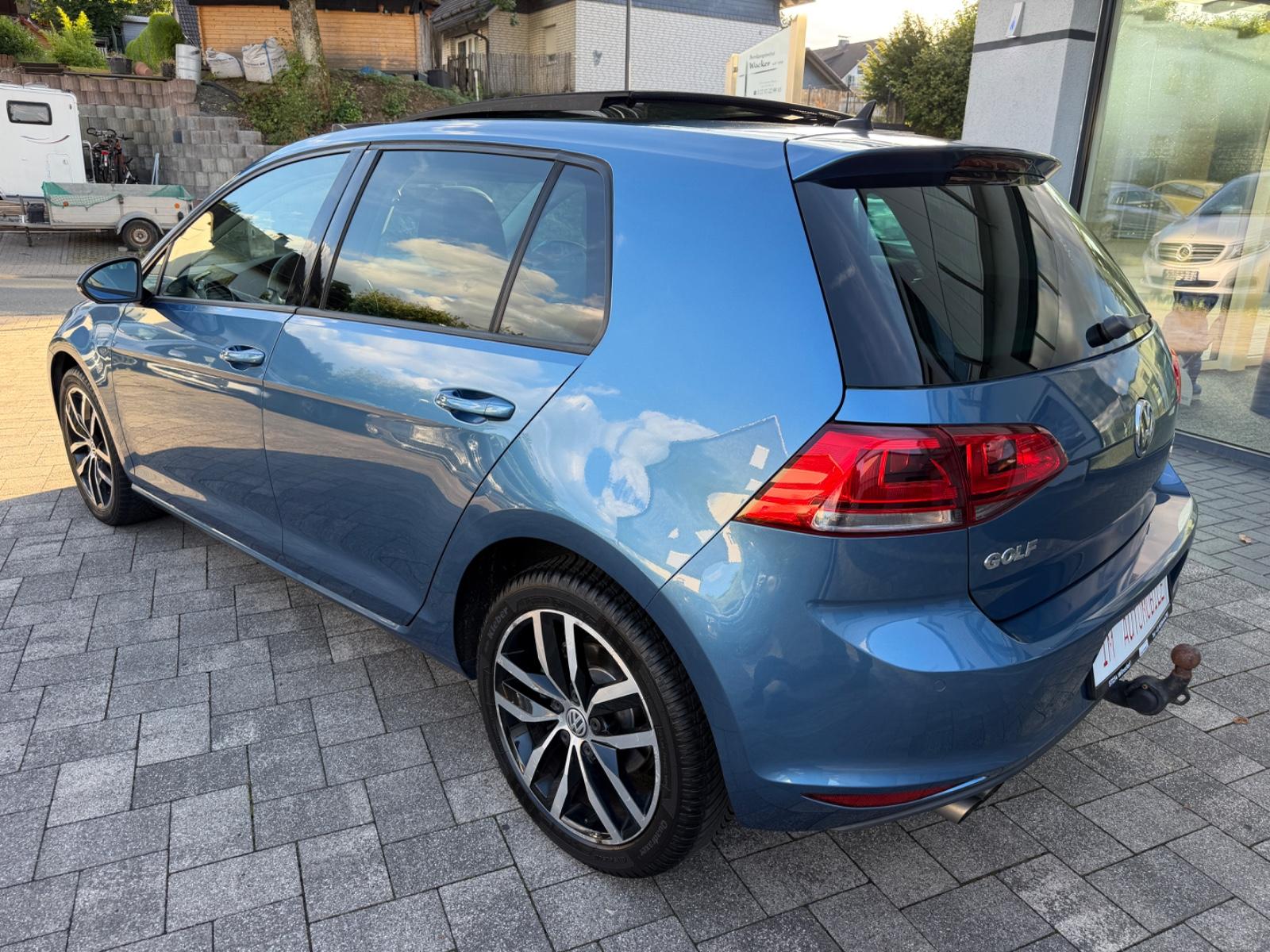 Volkswagen Golf VII 1.4 TSI Lim. Highline DSG*Pano*Standhz