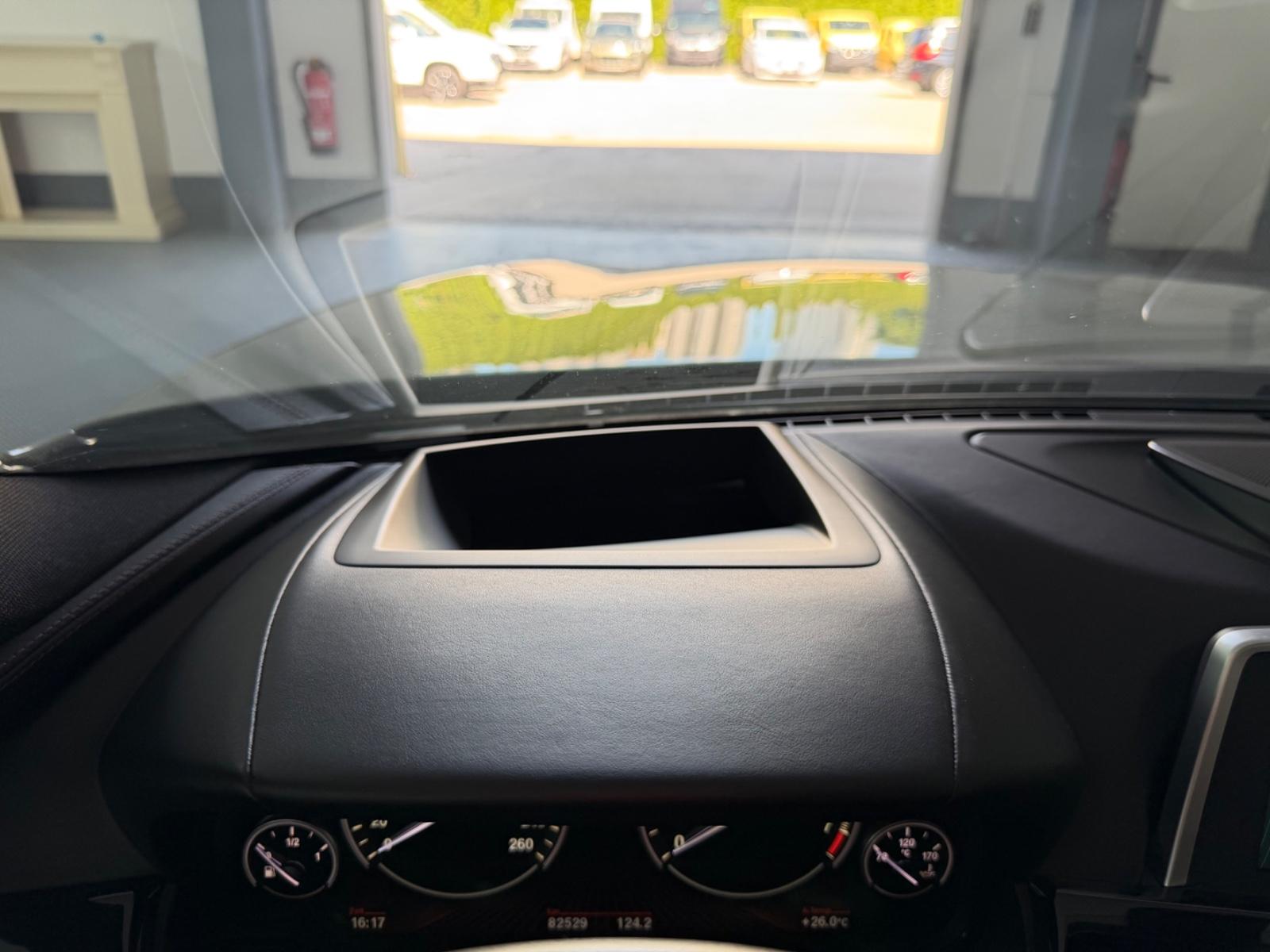 BMW 650i Coupé F13 • V8 4.4 Bi-Turbo 408 ch • Bang & Olufsen • Night Vision • Sièges massants