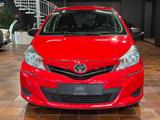 Toyota YARIS 1.0 COOL 5-TÜRER KLIMA 1.HAND+SCHECKHEFTGE - Toyota Yaris mit Benzin-Antrieb: Cool