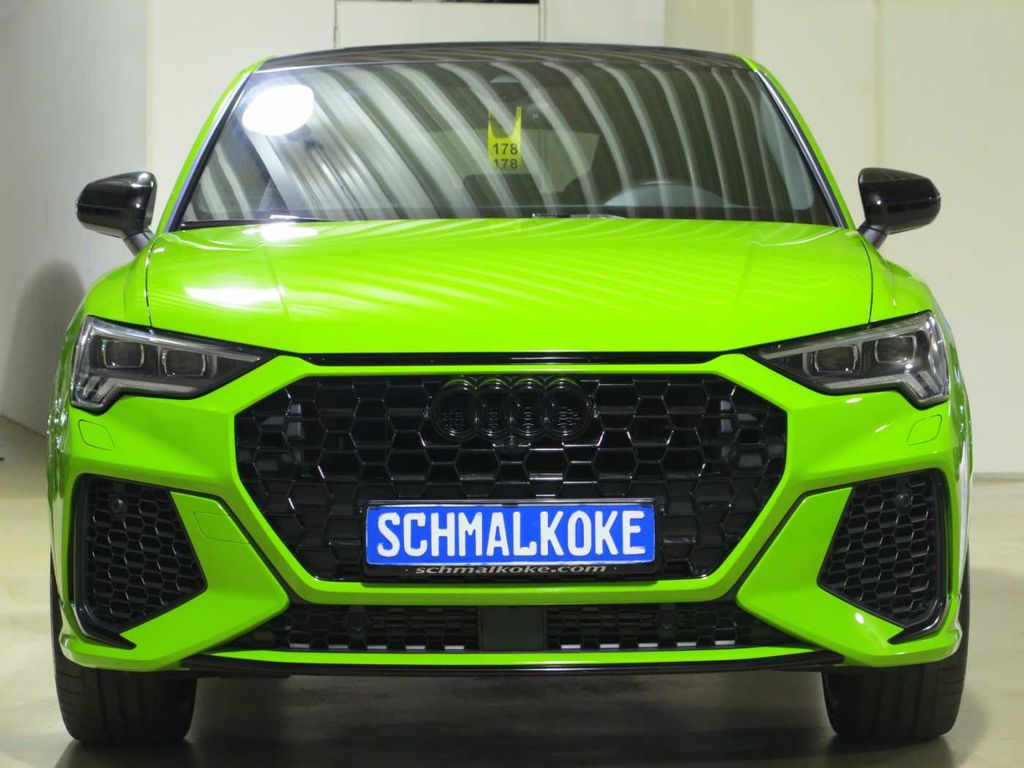 Audi RSQ3