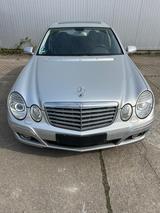 Mercedes-Benz E 200 KOMPRESSOR ELEGANCE Elegance - Mercedes-Benz E 200: Elegance Kompressor