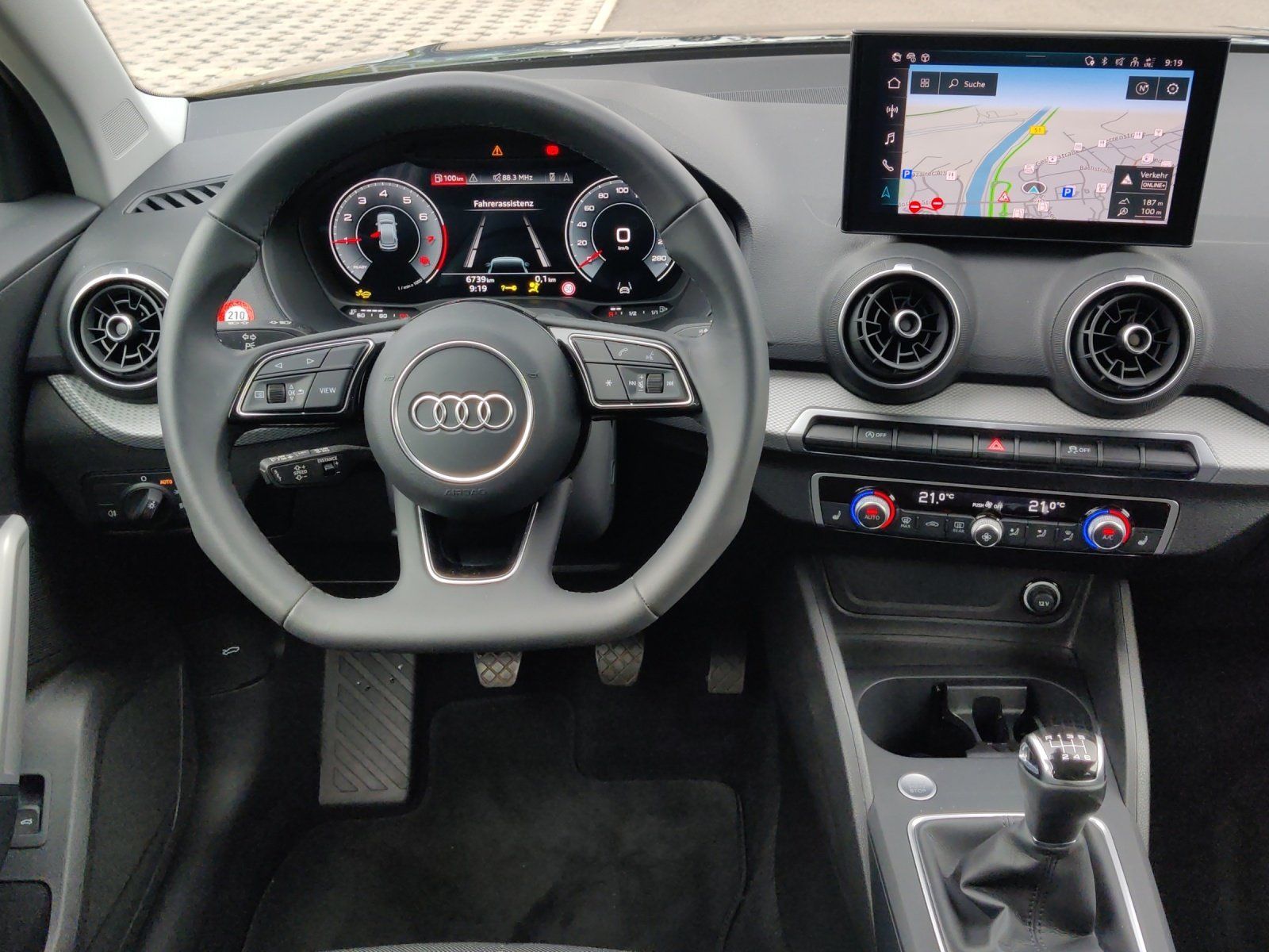 Fahrzeugabbildung Audi Q2 advanced 30 TFSI AHK,LED,LM, Standheizung