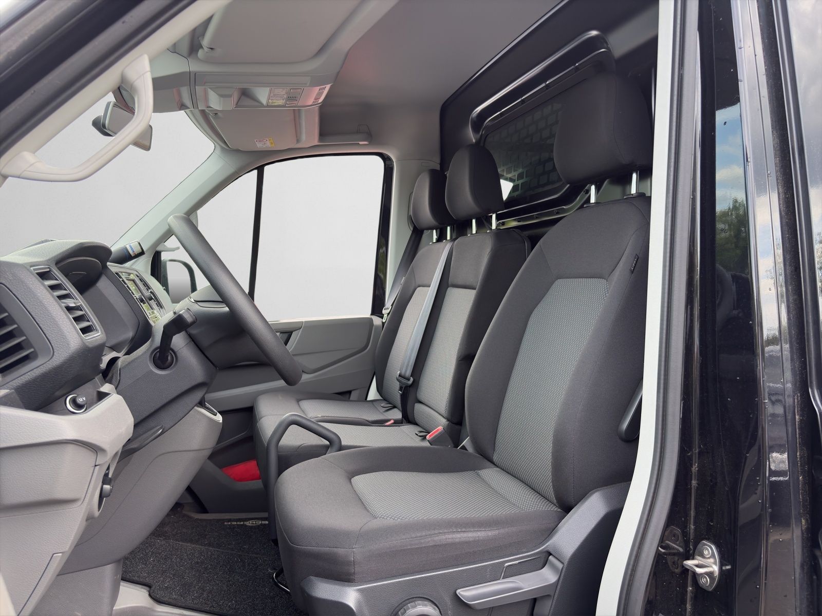 Volkswagen Crafter - Bild 12