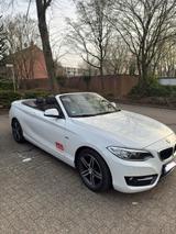BMW 220d Cabrio Sport Line  - BMW 220 in Düsseldorf