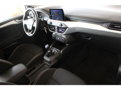 Fahrzeugabbildung Ford Focus Cool & Connect,Top-Ausstattung,Top-Zustand