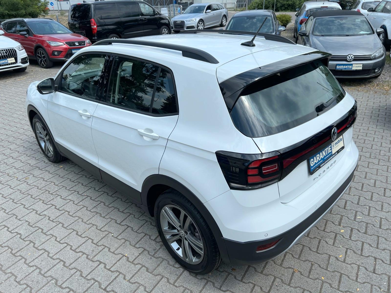 Volkswagen T-Cross Life Automatik*Carplay*PDC*S-Heft*1-Hand
