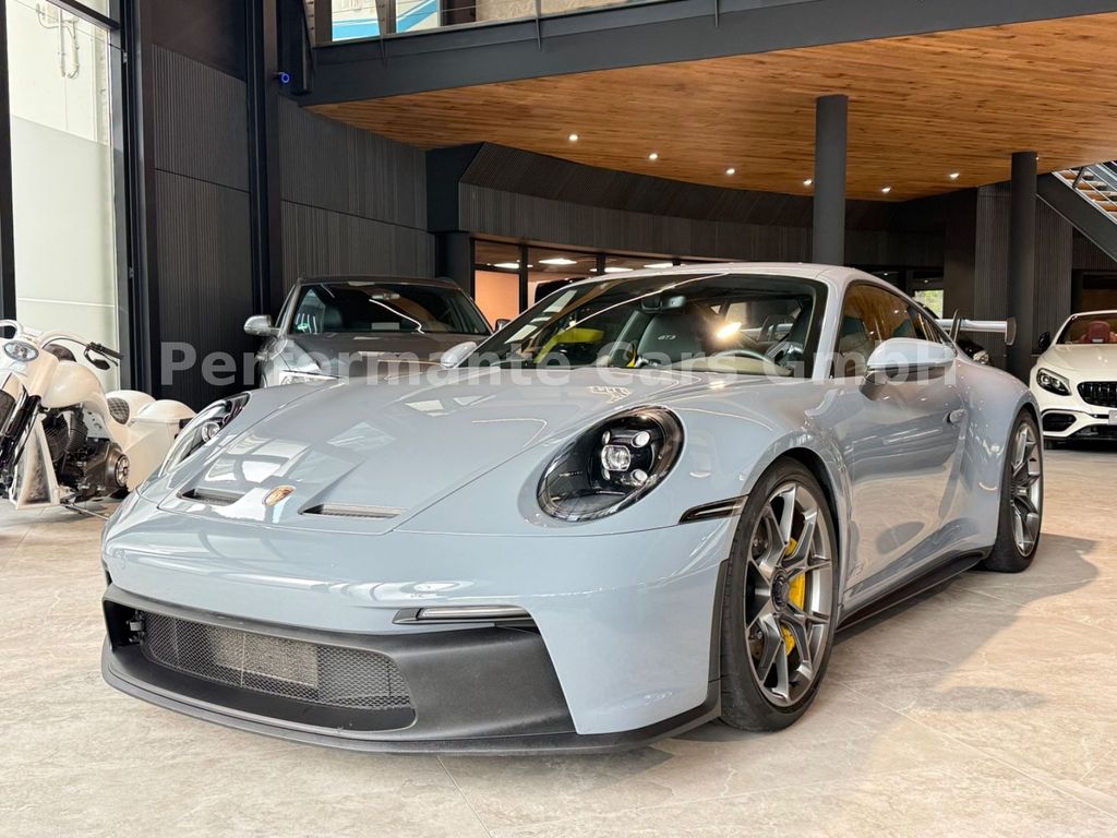 Porsche 992