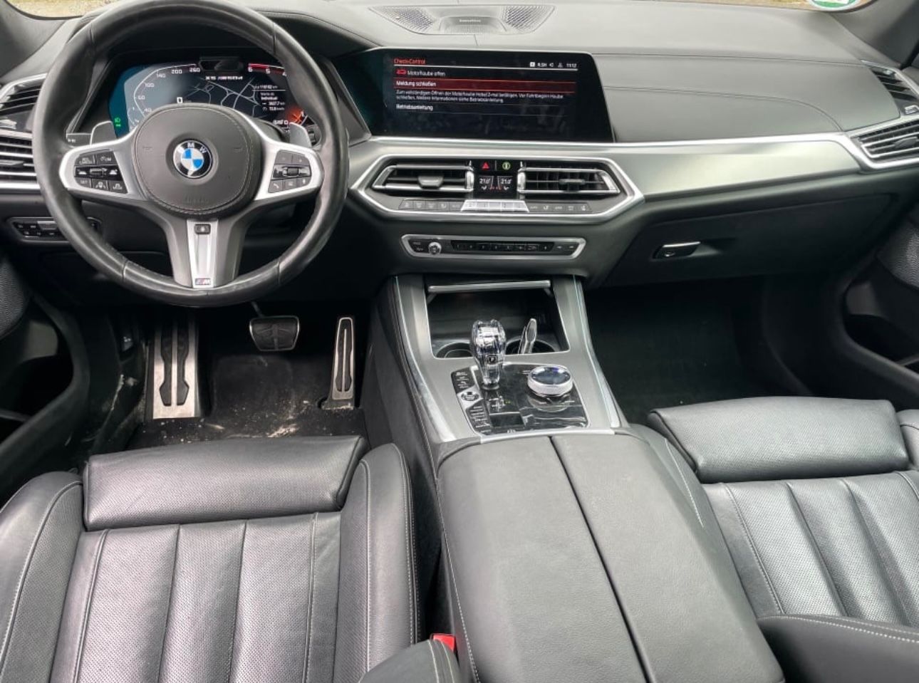 Fahrzeugabbildung BMW X5 M50d|BOWERS|LASER|PANO|MASSAGE|AHK|22-ZOLL|