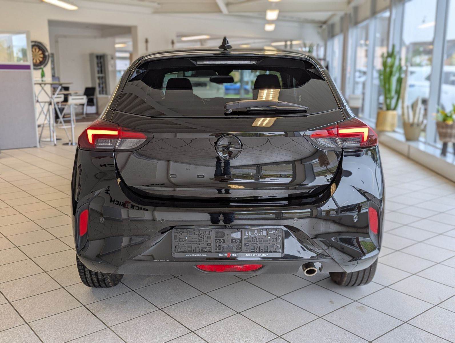 Fahrzeugabbildung Opel Corsa 1.2 GS IntelliLux Tech1-Komfort-Paket Cam