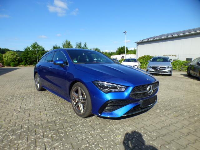 Mercedes-Benz CLA 200 Shooting Brake AMG Line Edition Multib.