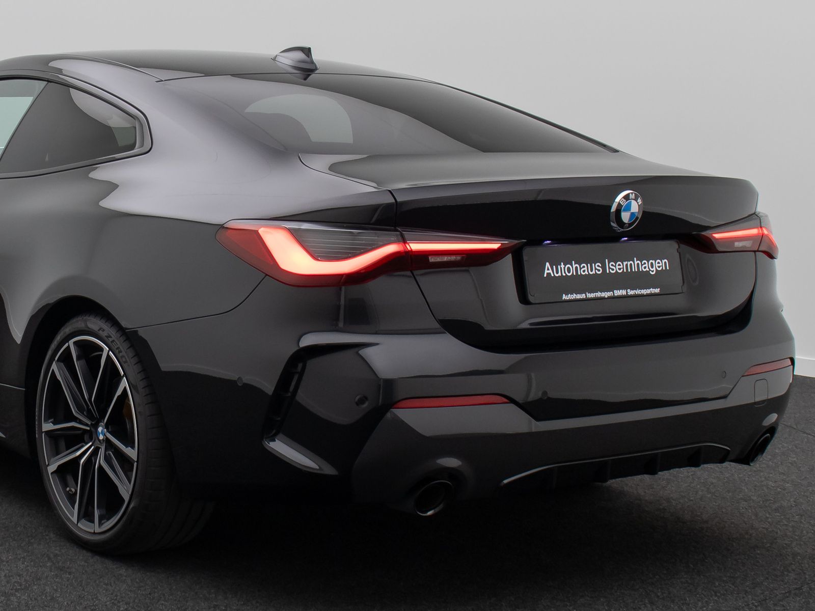 Fahrzeugabbildung BMW 420d Coupé M Sport Laser Kamera DAB Alarm 19Zoll