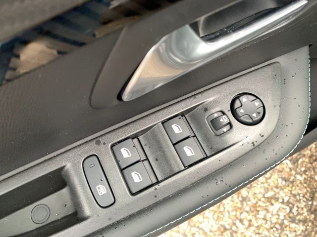 Foto Nummer 12: PEUGEOT 208