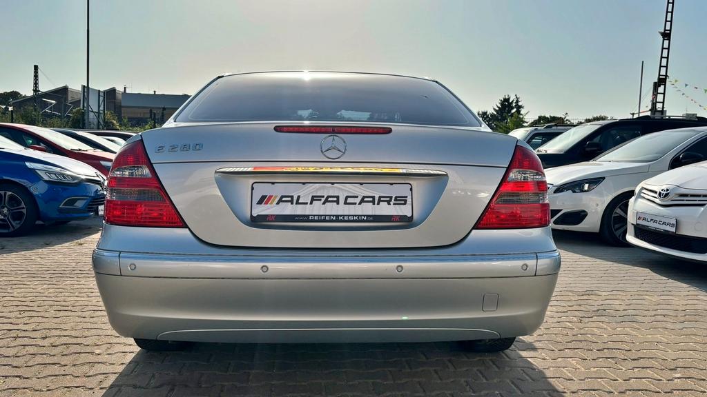 Mercedes-Benz E 280