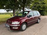 Mitsubishi Space Wagon - Mitsubishi Space Wagon