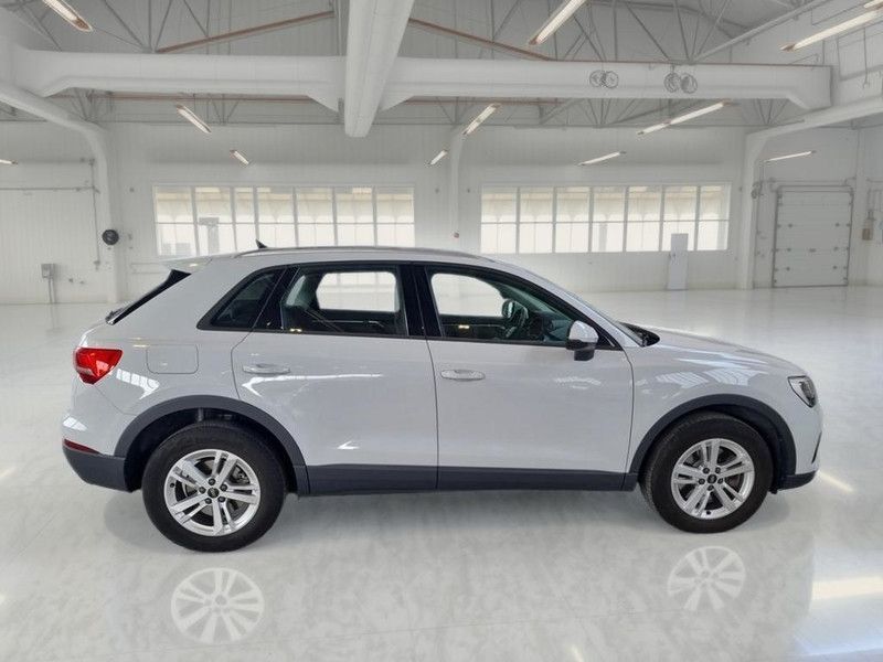 Audi AUDI Q3 45 TFSI E S TRONIC BUSINESS SUV imagem 3