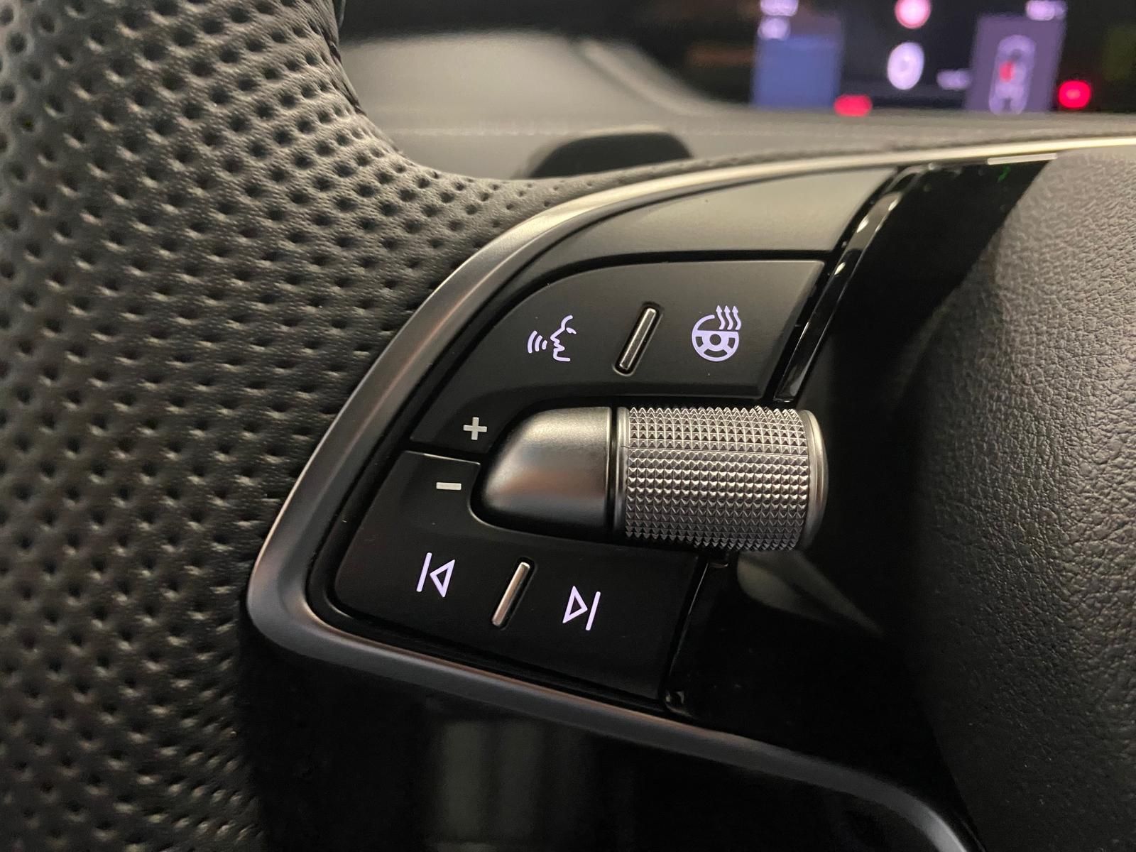 Fahrzeugabbildung SKODA Elroq 60 Sportline+ACC+Kamera+NAVI+4xSITZHEIZUNG