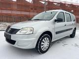 Dacia Logan MCV 1.6 MPI 85 Lauréate II *7-Sitzer* - Dacia Logan: Mpi
