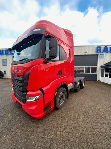 Iveco S-WAY 490  6x2x4