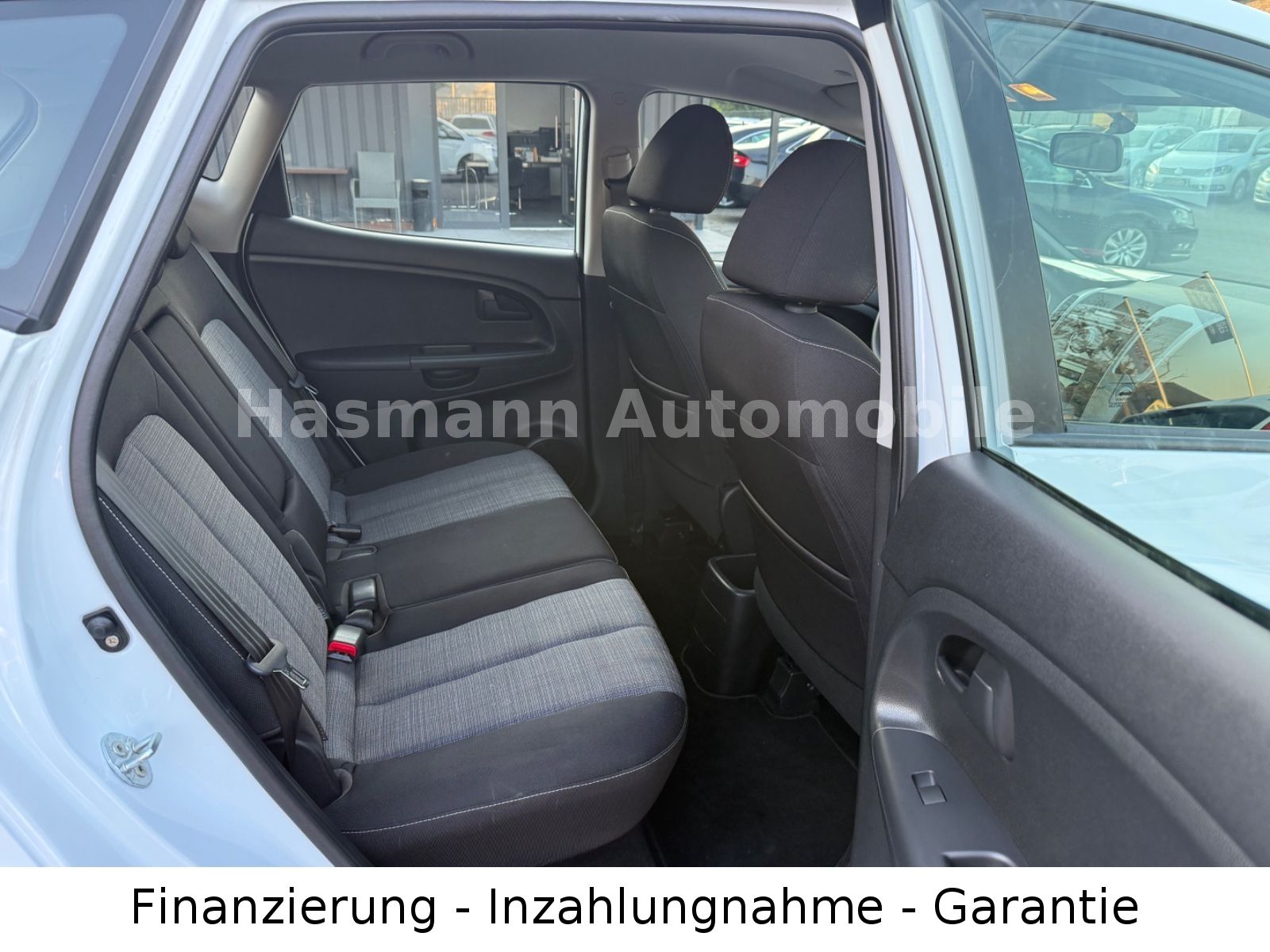 Venga Edition 7*SCHECKHEFTGEPFLEGT*NUR 36.000-KM