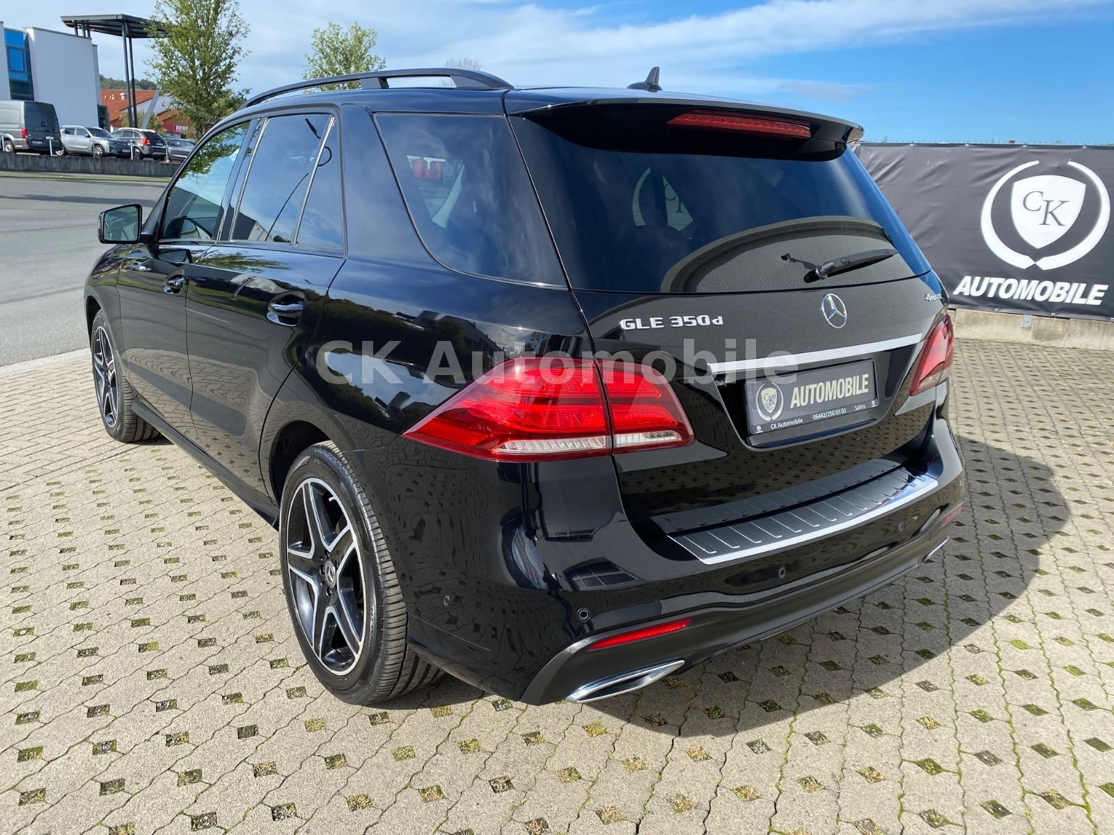 Fahrzeugabbildung Mercedes-Benz GLE 350 d 4Matic AMG Line/Navi/Air Matic/ILS/LED