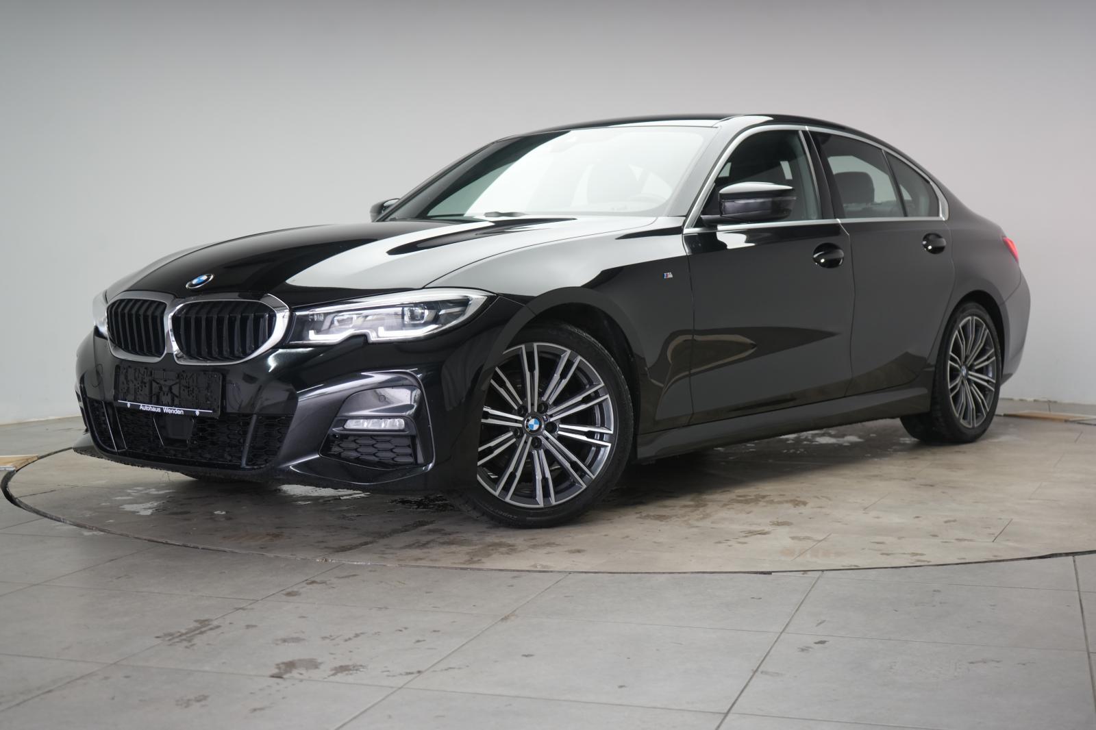 BMW 320 i M Sport CarPlay/ACC/Virtual/Ambiente