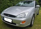 Ford Focus 1.6L Ghia - Ford Focus aus 2001: Ghia