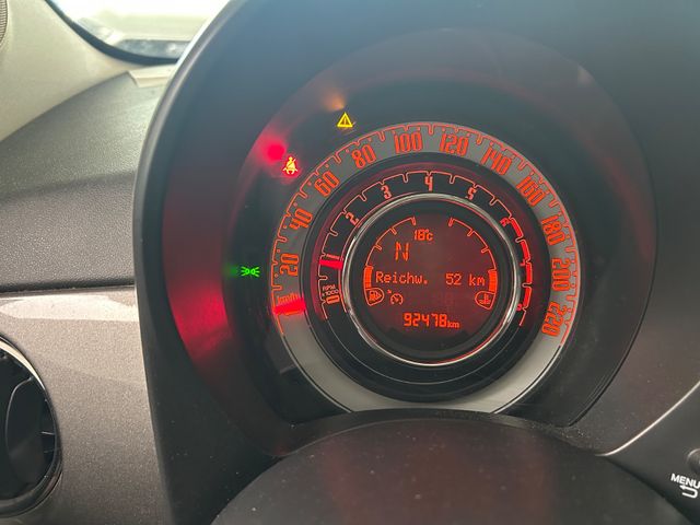 Fahrzeugabbildung Fiat 500 Lounge*Autom.*Leder*Sitzh.*Xenon*Navi*