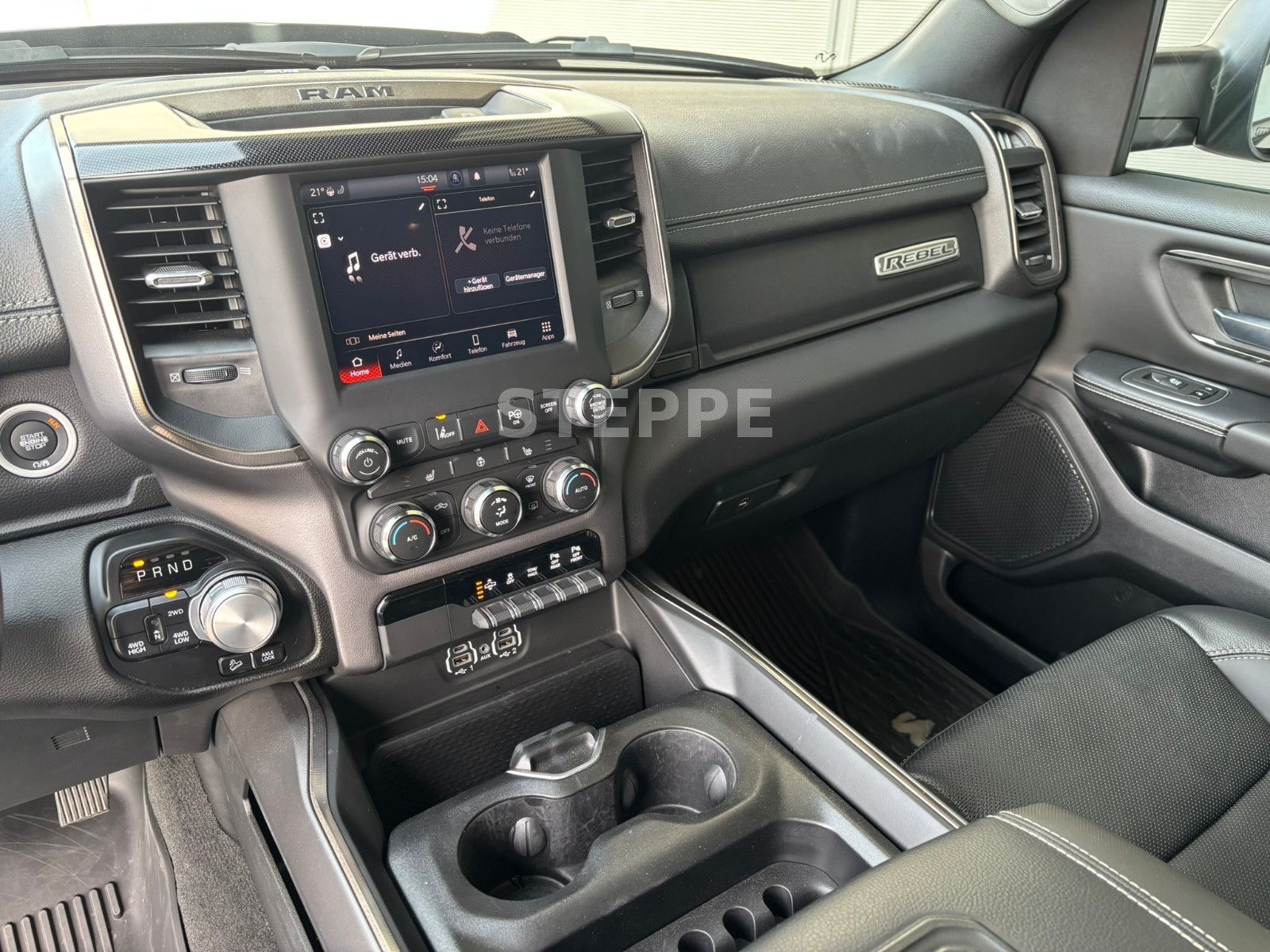 Dodge RAM 1500 REBEL 5,7V8 NIGHT ACC, Luftfed,AHK,360°