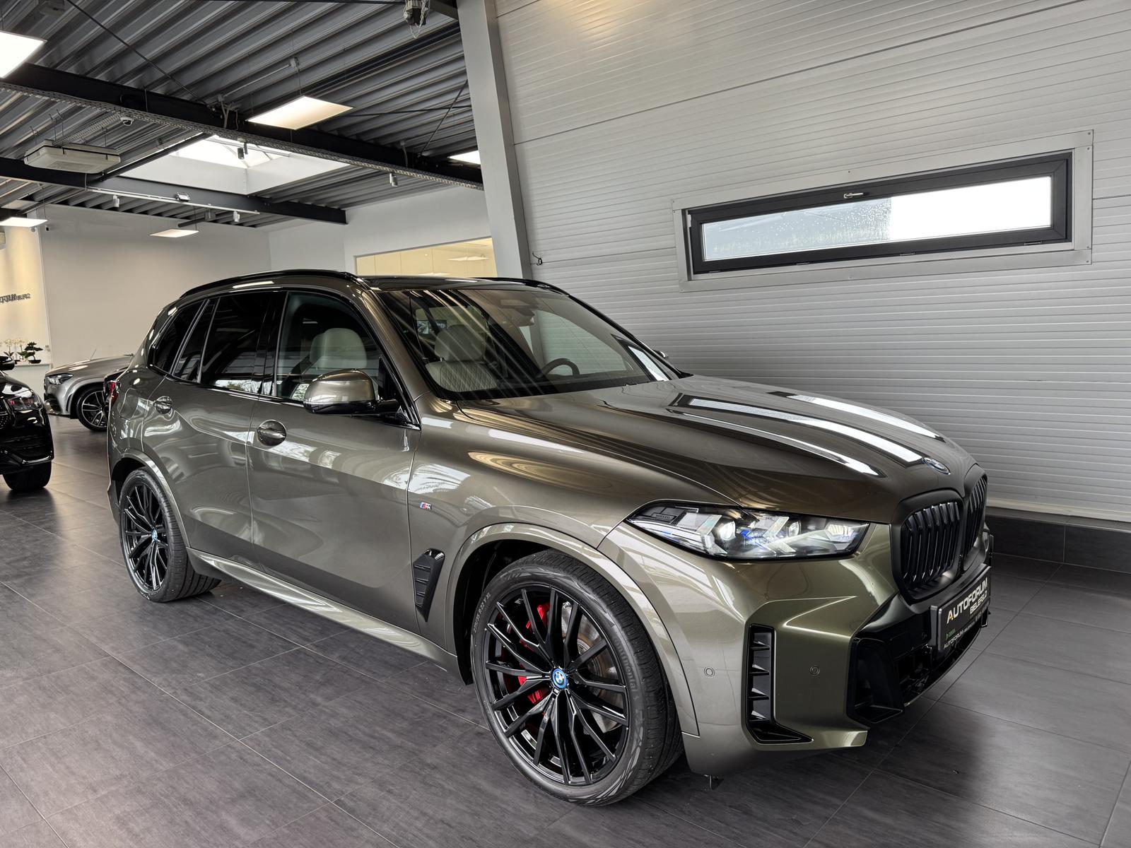 BMW X5 xDrive50e M Sport Pro|Pano|B&W|HUD|360°|LM22