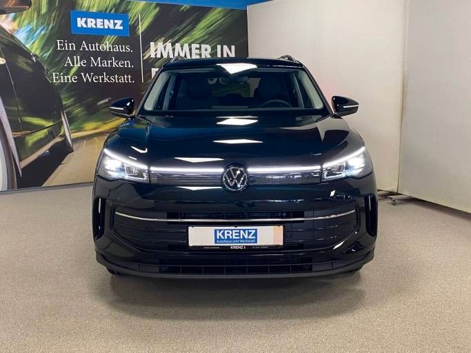 Fahrzeugabbildung Volkswagen Tiguan 1.5 eTSI OPF DSG+AHK + NAVI+PARKASSISTENT