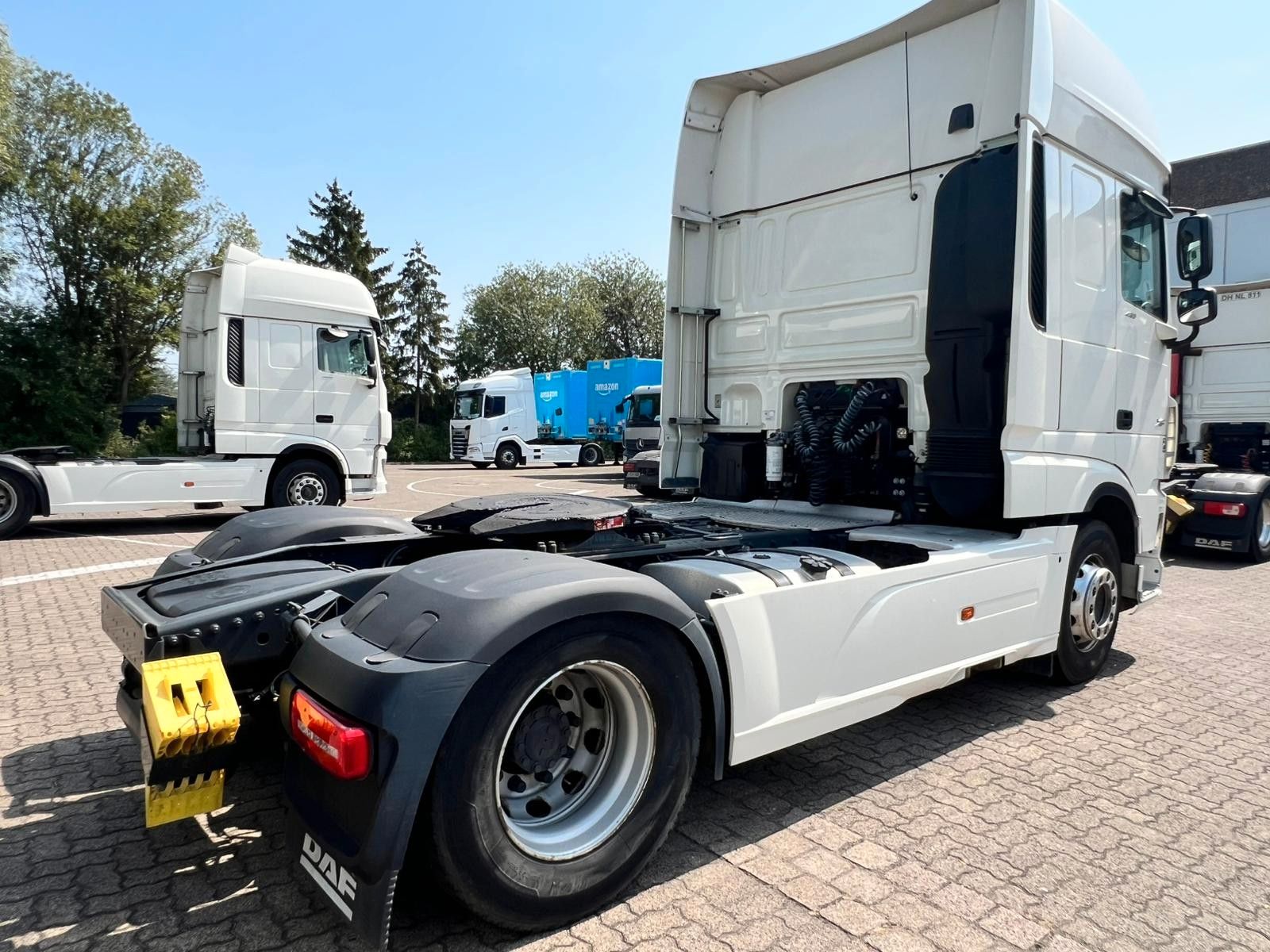 Fahrzeugabbildung DAF 2 Stück XF 480 FT SSC, Intarder