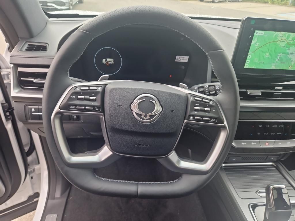 Fahrzeugabbildung Ssangyong Rexton Sapphire 4x4 *Navi*Bel.Sitz*PDC*SpurH*LM