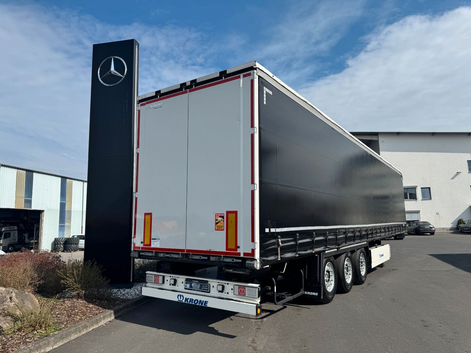 Fahrzeugabbildung Krone SD Auflieger 2x Lift Palettenkasten Schiebeverd.