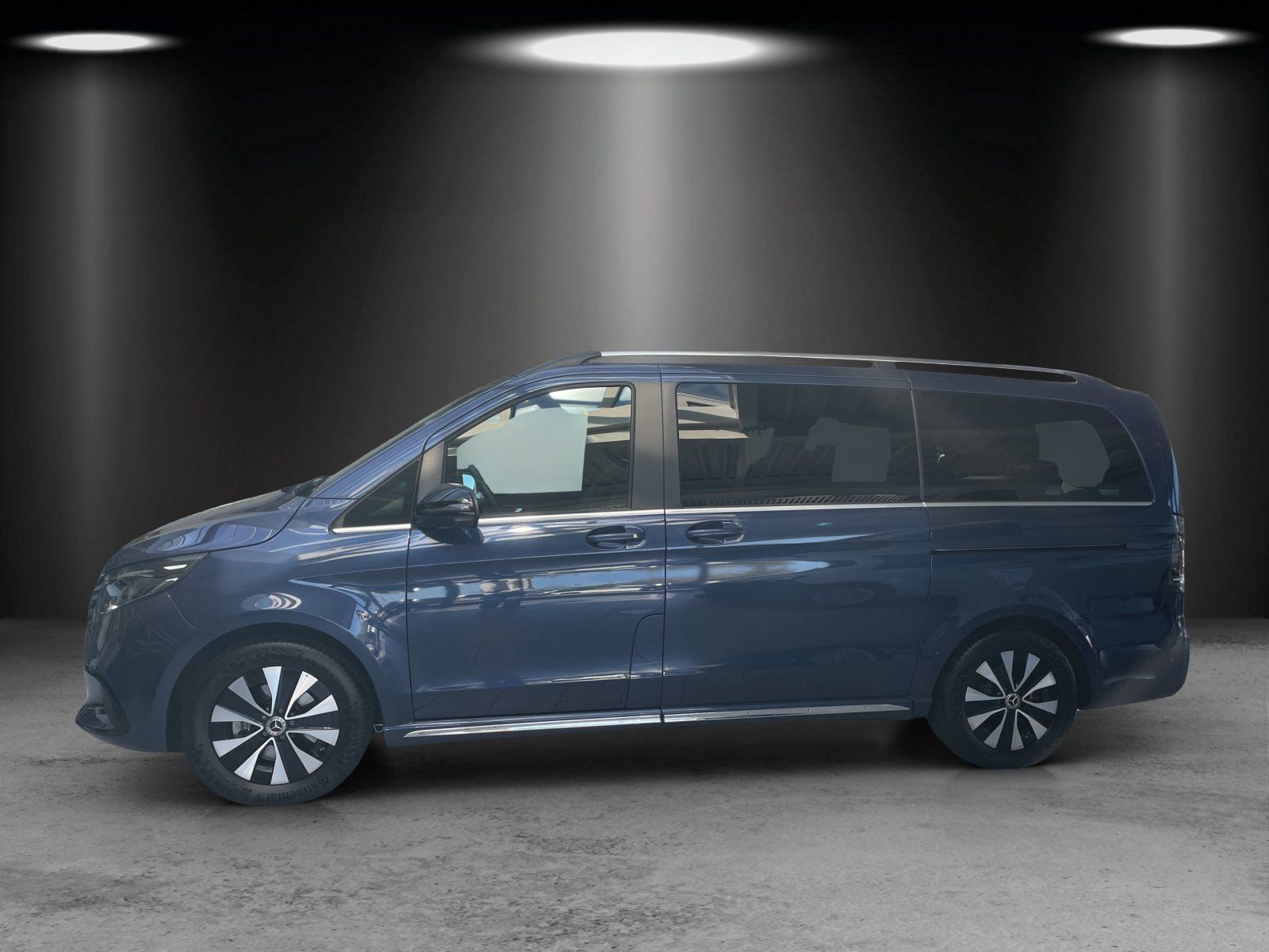 Fahrzeugabbildung Mercedes-Benz EQV 300 L Facelift AVANTGA Pano DISTRO 360° MLED