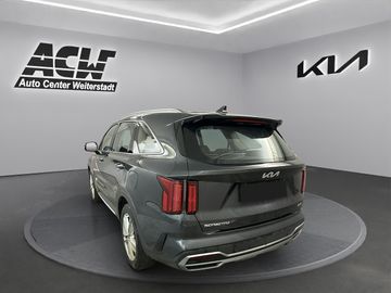 KIA Sorento - 4